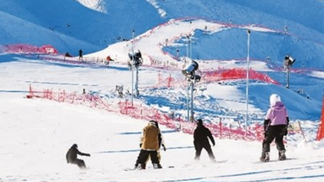 “中國雪都”阿勒泰——冰雪旅游活力十足